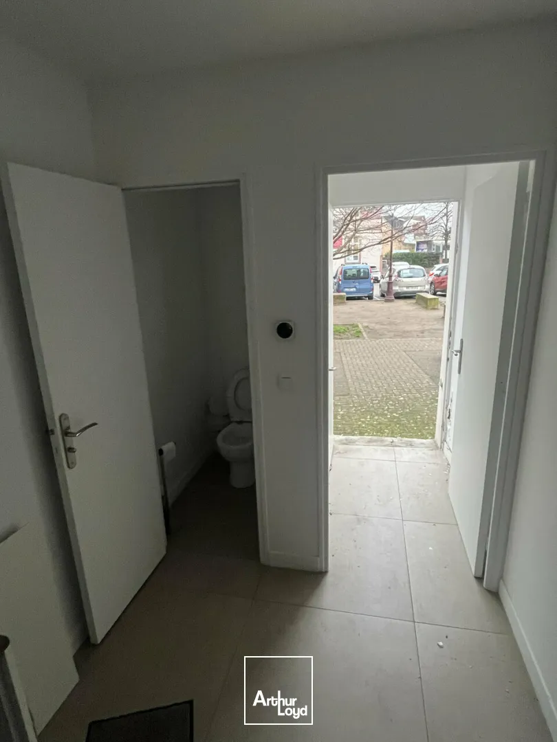 LOCAL COMMERCIAL à LOUER de 45 m²