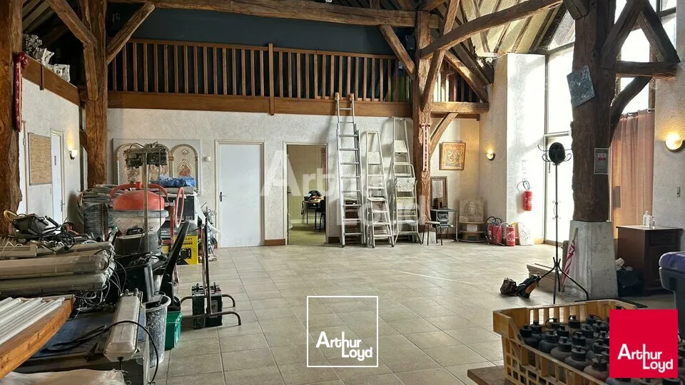 BLOIS - LOCATION LOCAL D'ACTIVITÉ DE 234 M² 