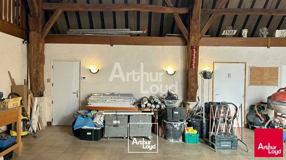 BLOIS - LOCATION LOCAL D'ACTIVITÉ DE 234 M² 