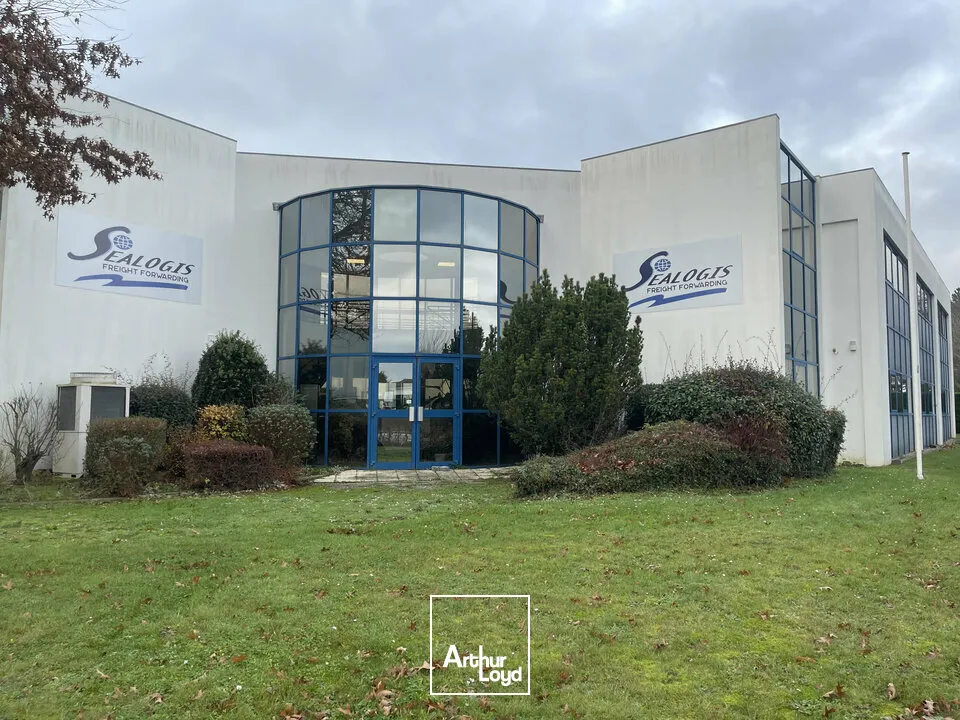 A LOUER - MONTIVILLIERS - IMMEUBLE DE BUREAUX 1&nbsp;260 m² 