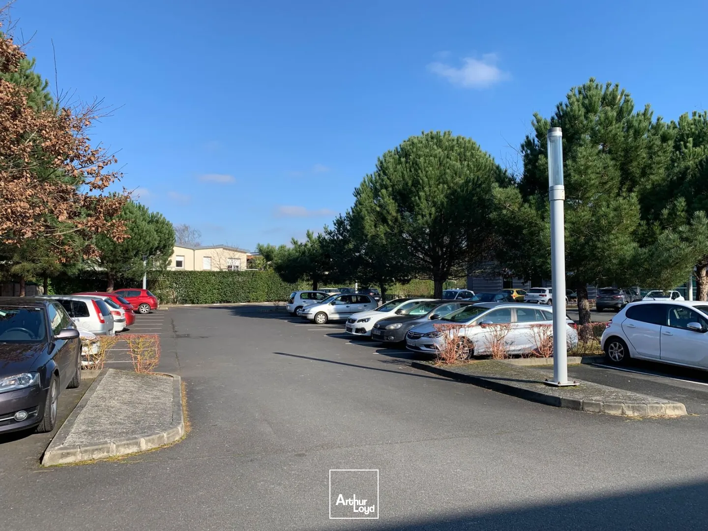 Bureaux à vendre à Nantes quartier Chantrerie avec accessibilité PMR