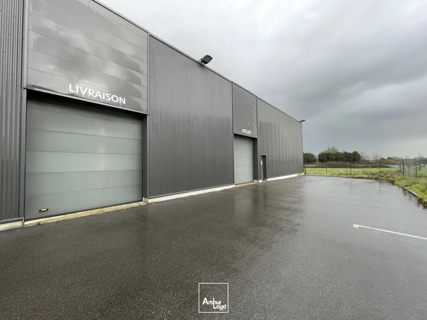 LOCAL ACTIVITE - VISIBILITE - LES SORINIERES - PROCHE 4 VOIES