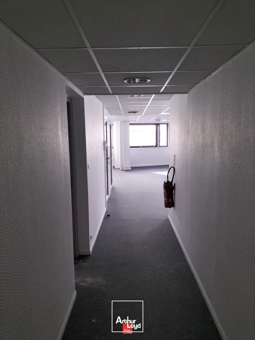 BUREAUX A LOUER GRENOBLE CENTRE VILLE HYPER CENTRE AVEC PARKING