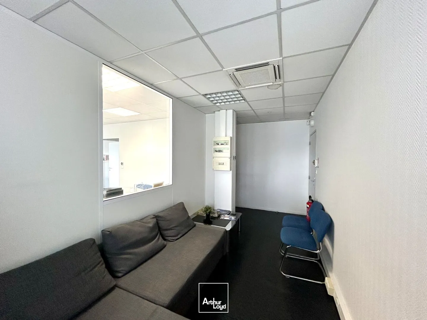 A louer - Bureaux fonctionnels et modulables de 346 m² - Bruges Parc de Chavailles