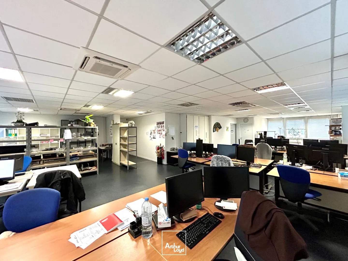 A louer - Bureaux fonctionnels et modulables de 346 m² - Bruges Parc de Chavailles