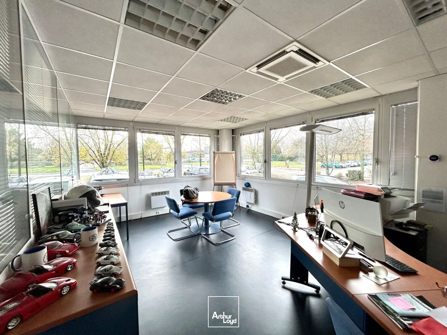 A louer - Bureaux fonctionnels et modulables de 346 m² - Bruges Parc de Chavailles