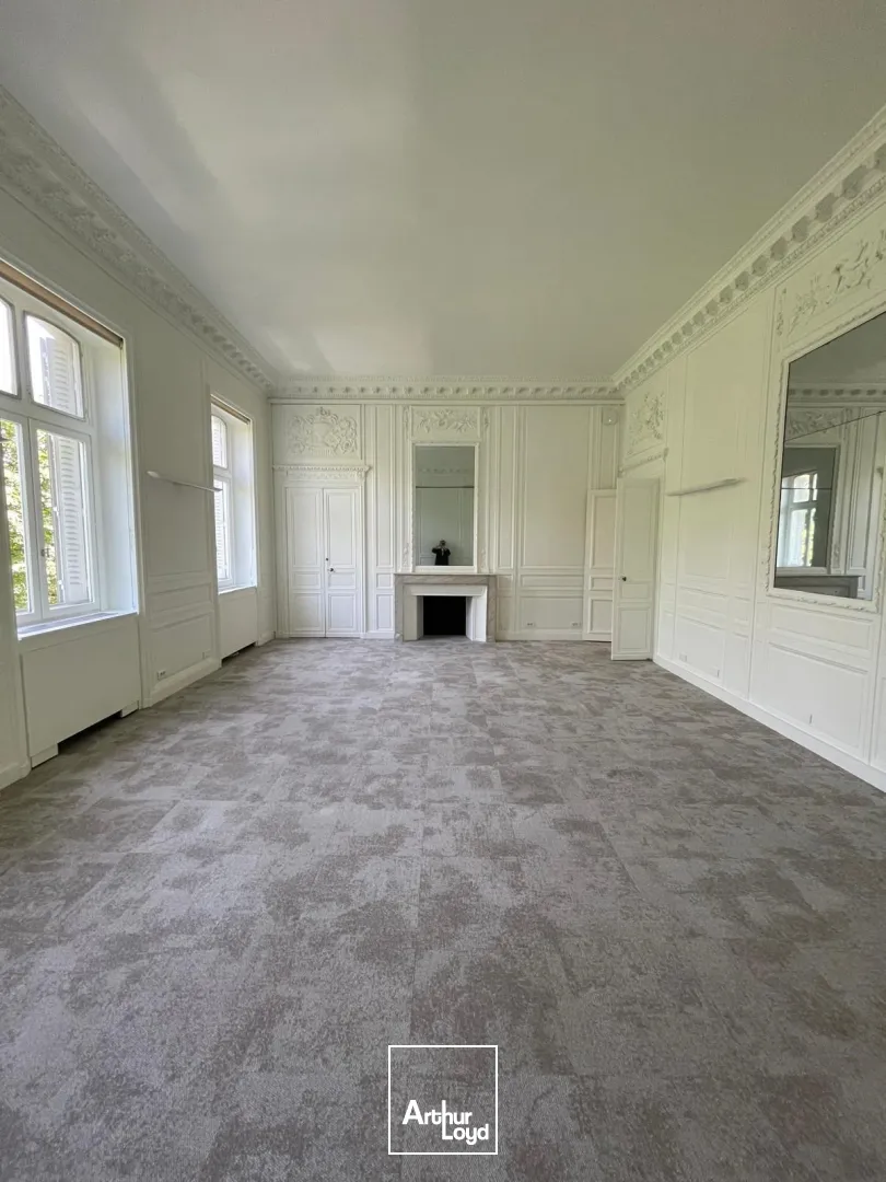 Bureaux A Louer - Sora François 1er