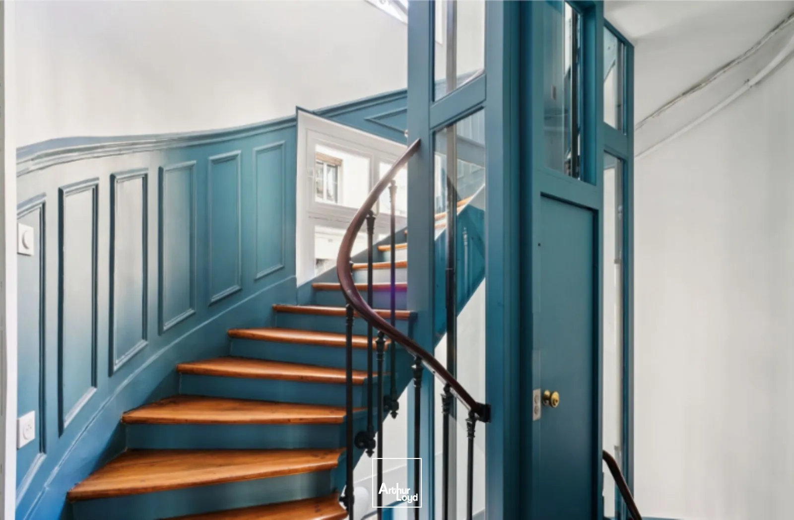 Bureaux A Louer - Snapdesk Voltaire