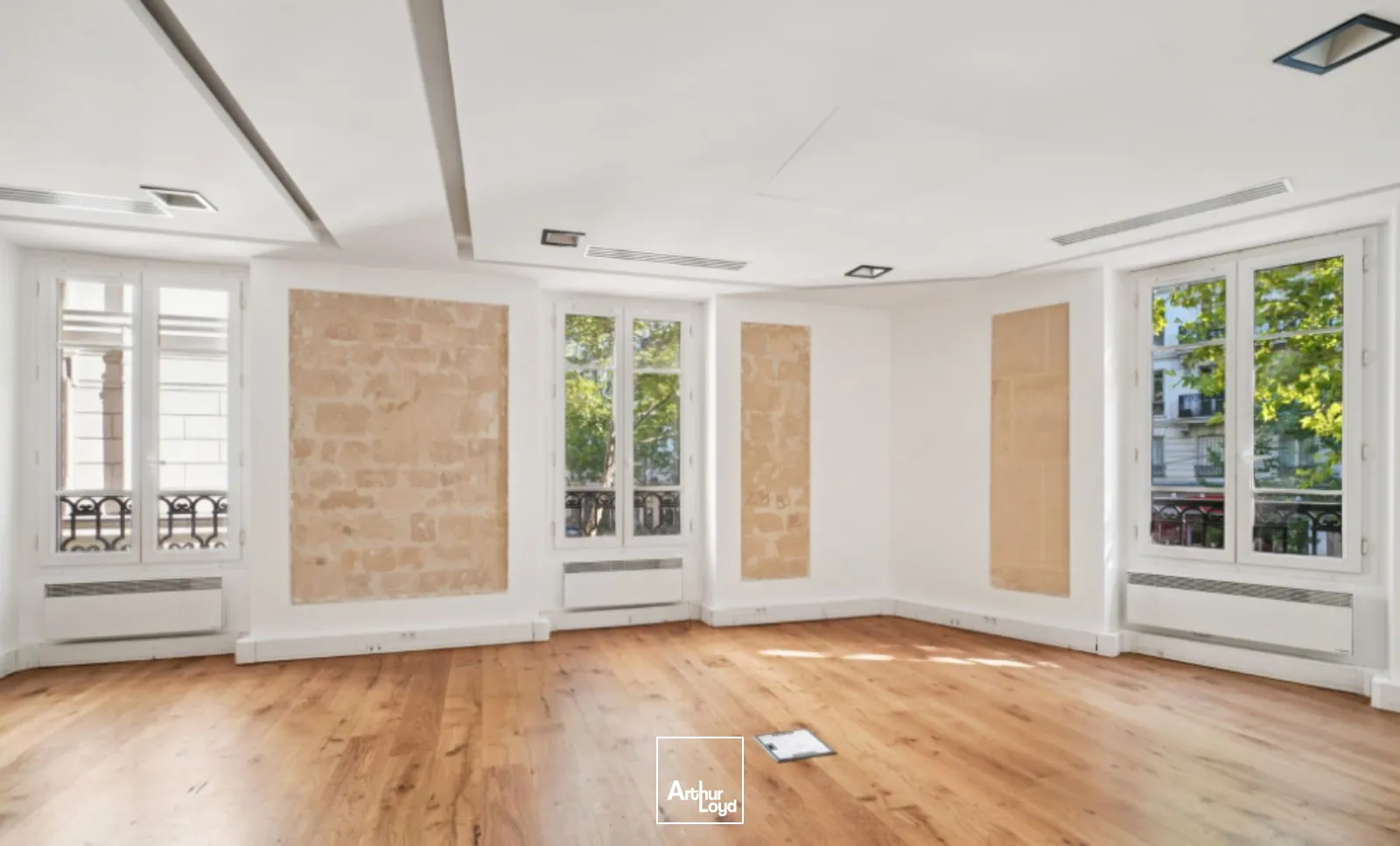 Bureaux A Louer - Snapdesk Voltaire