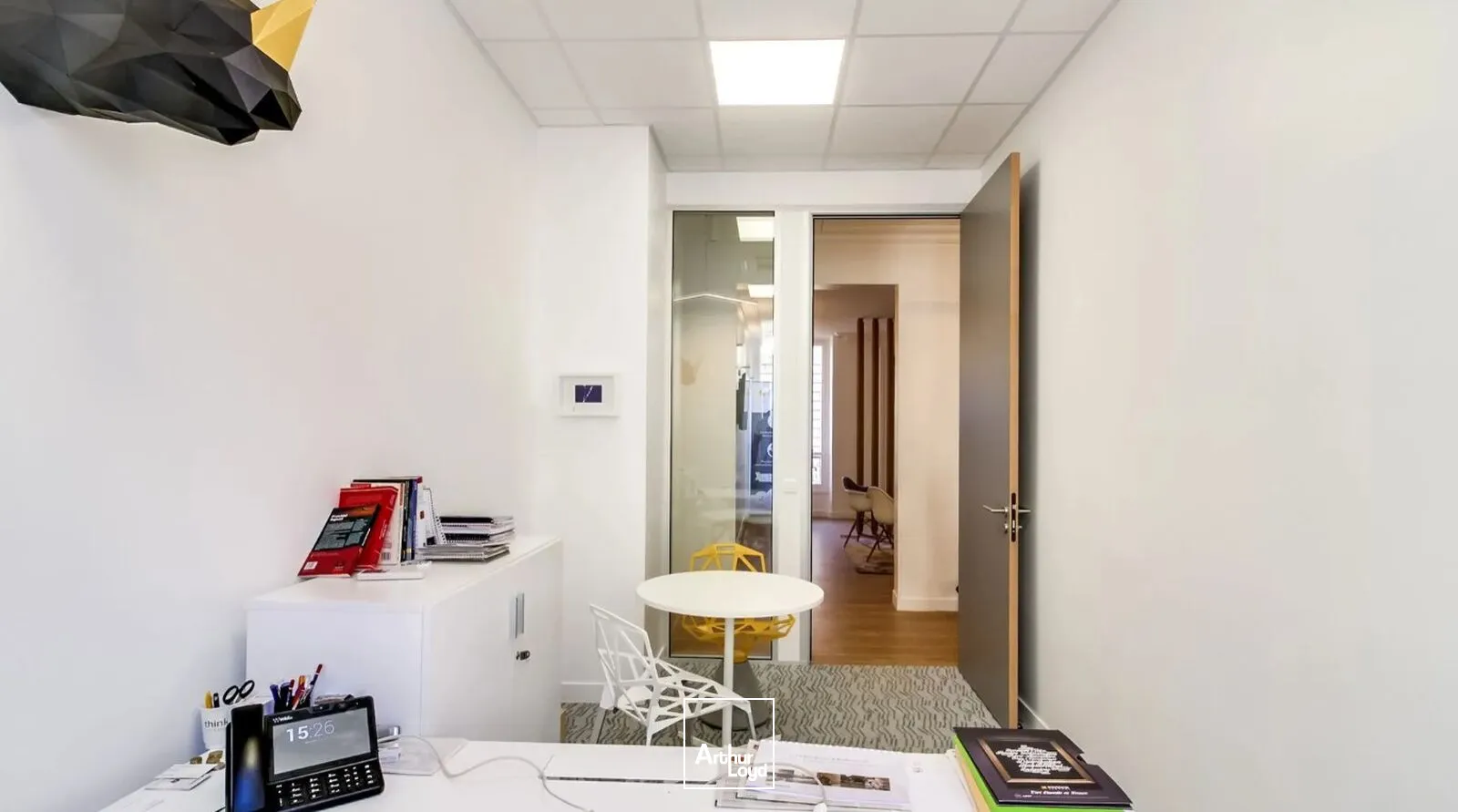 Poste de Travail A Louer - Coworkea Boétie