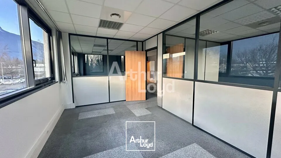 À LOUER  BUREAUX DE 71 m² À TECHNOLAC - DISPONIBLES IMMEDIATEMENT