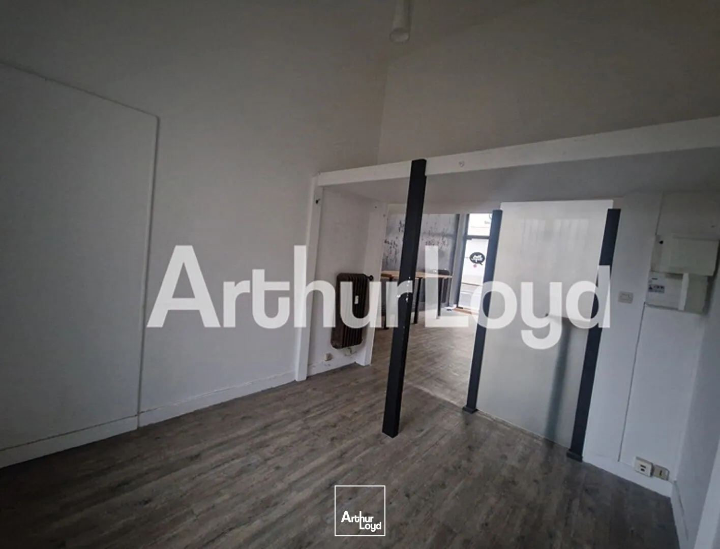 Local tertiaire - A LOUER - CAEN CENTRE-VILLE