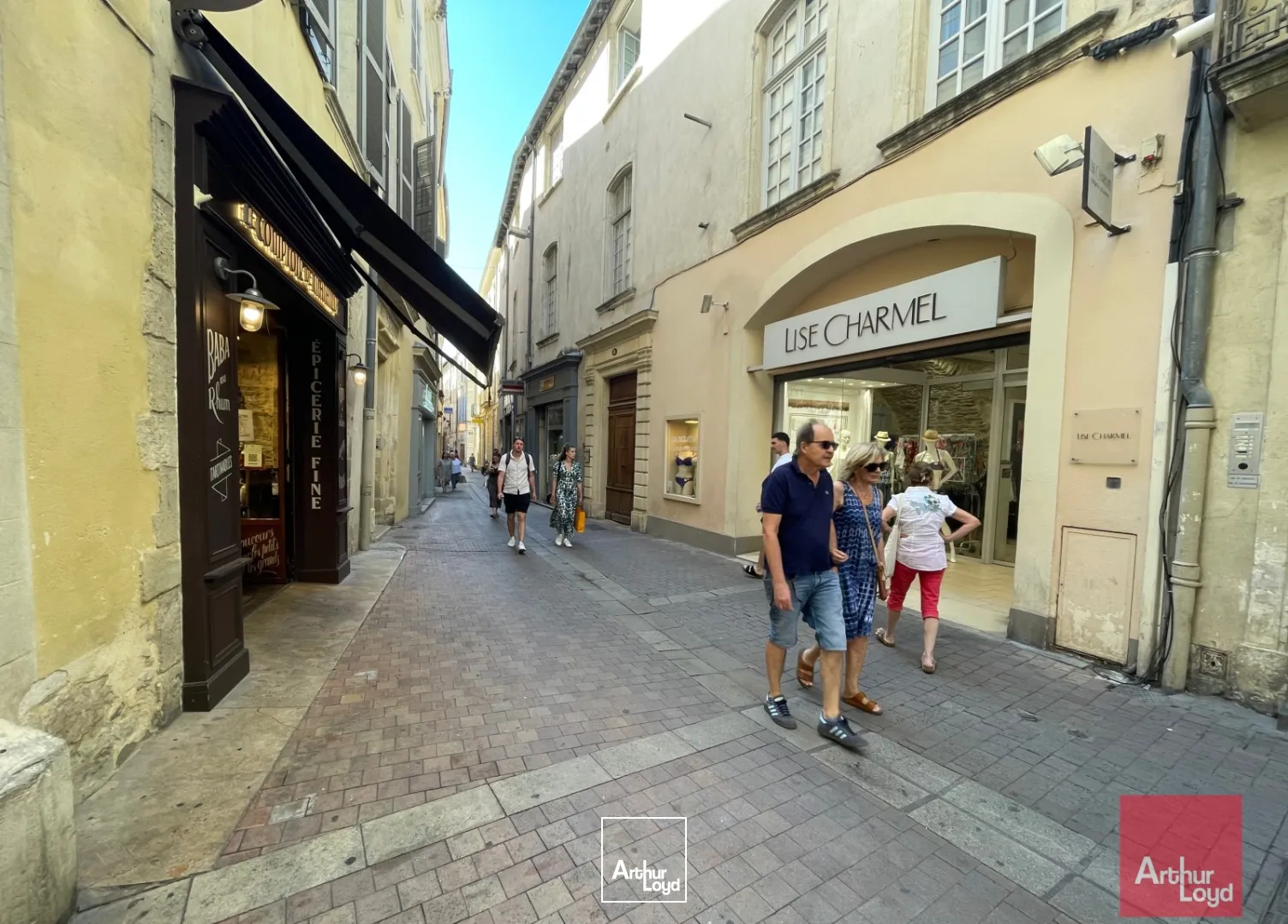 Local Commercial Nîmes Centre, à céder, emplacement N°1 pour votre enseigne