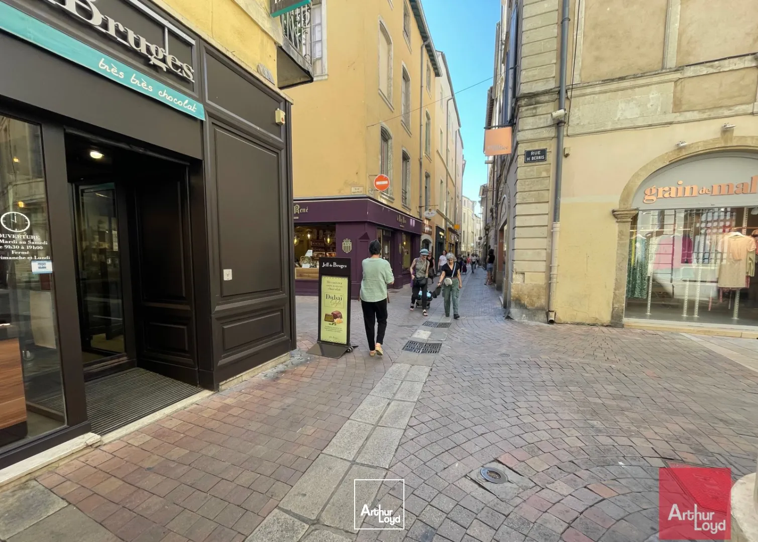 Local Commercial Nîmes Centre, à céder, emplacement N°1 pour votre enseigne