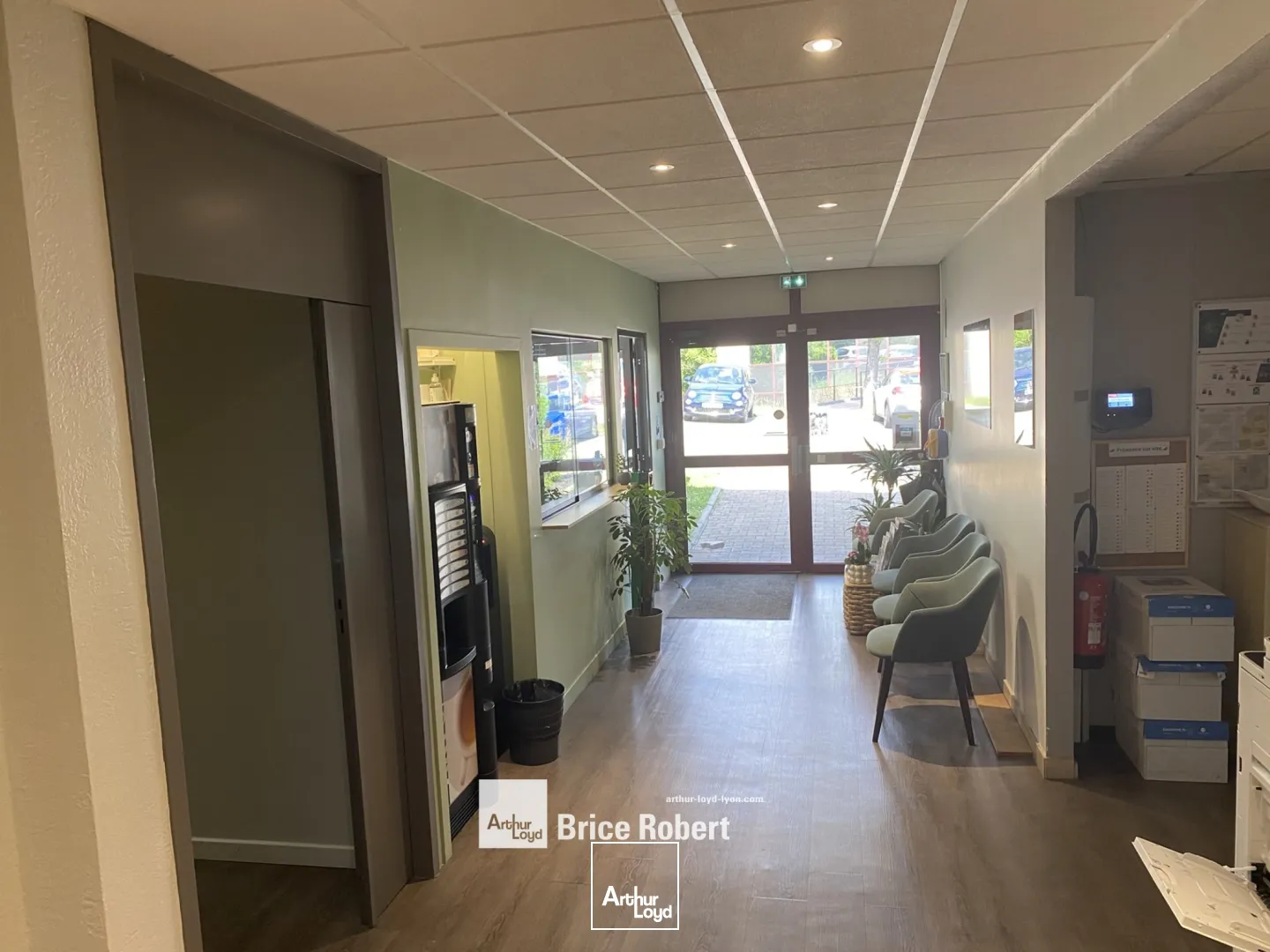 Bureaux - Vente - L'ISLE D'ABEAU - 38080 - 676-1394 - 7581968