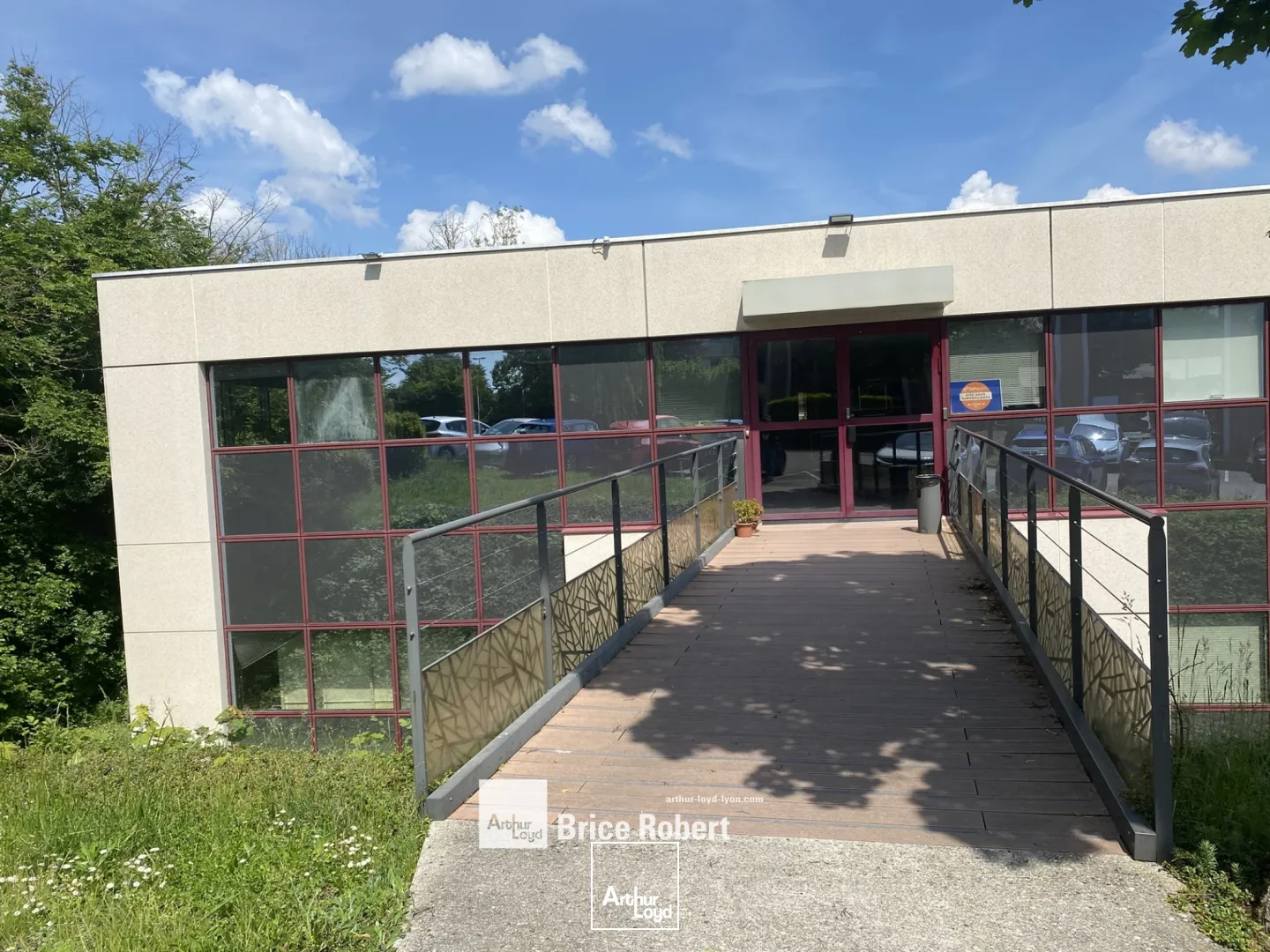 Bureaux - Vente - L'ISLE D'ABEAU - 38080 - 676-1394 - 7581971