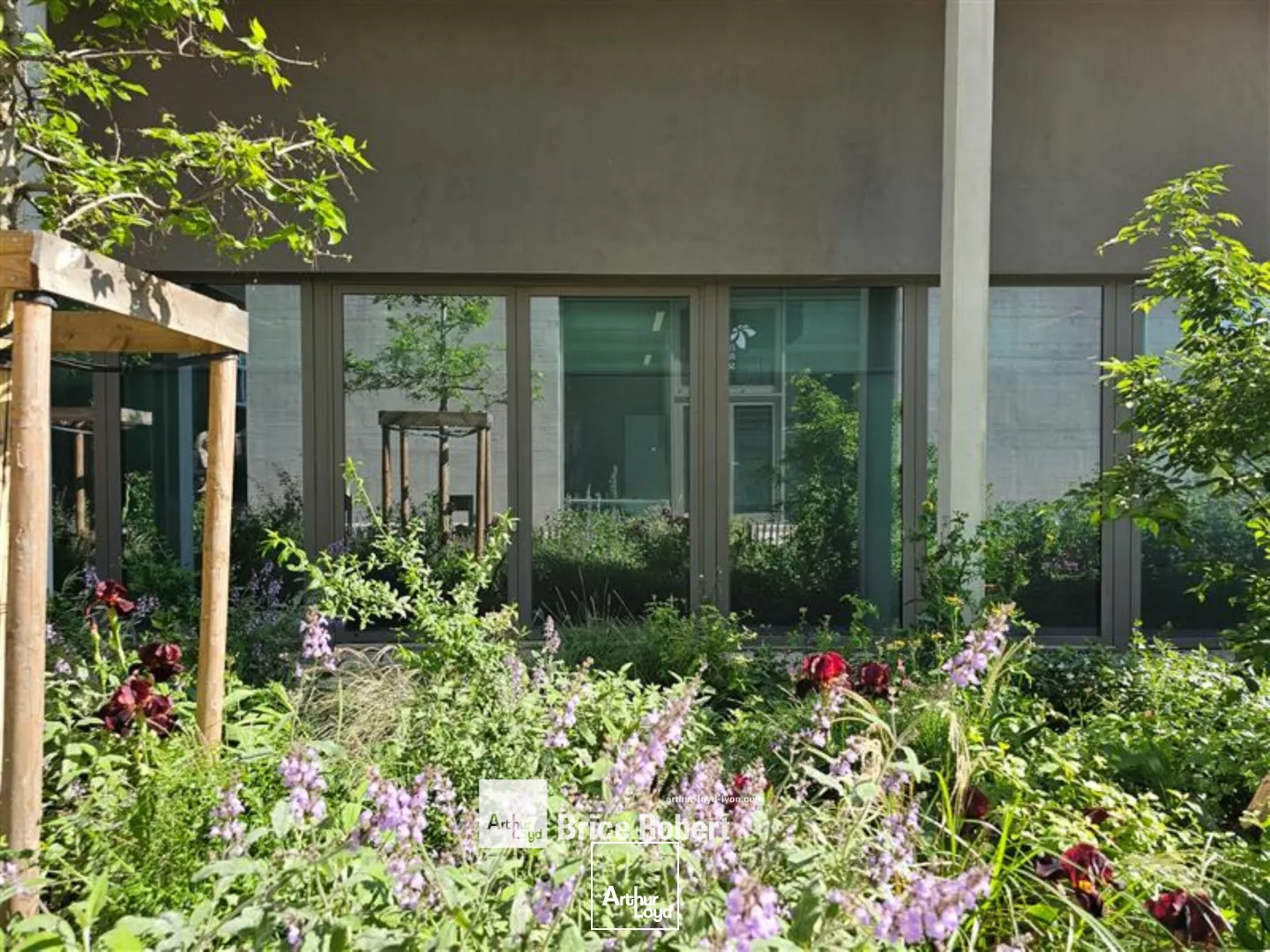 A louer - PYLOTE - Bureaux neufs à Confluence - Lyon 2ème