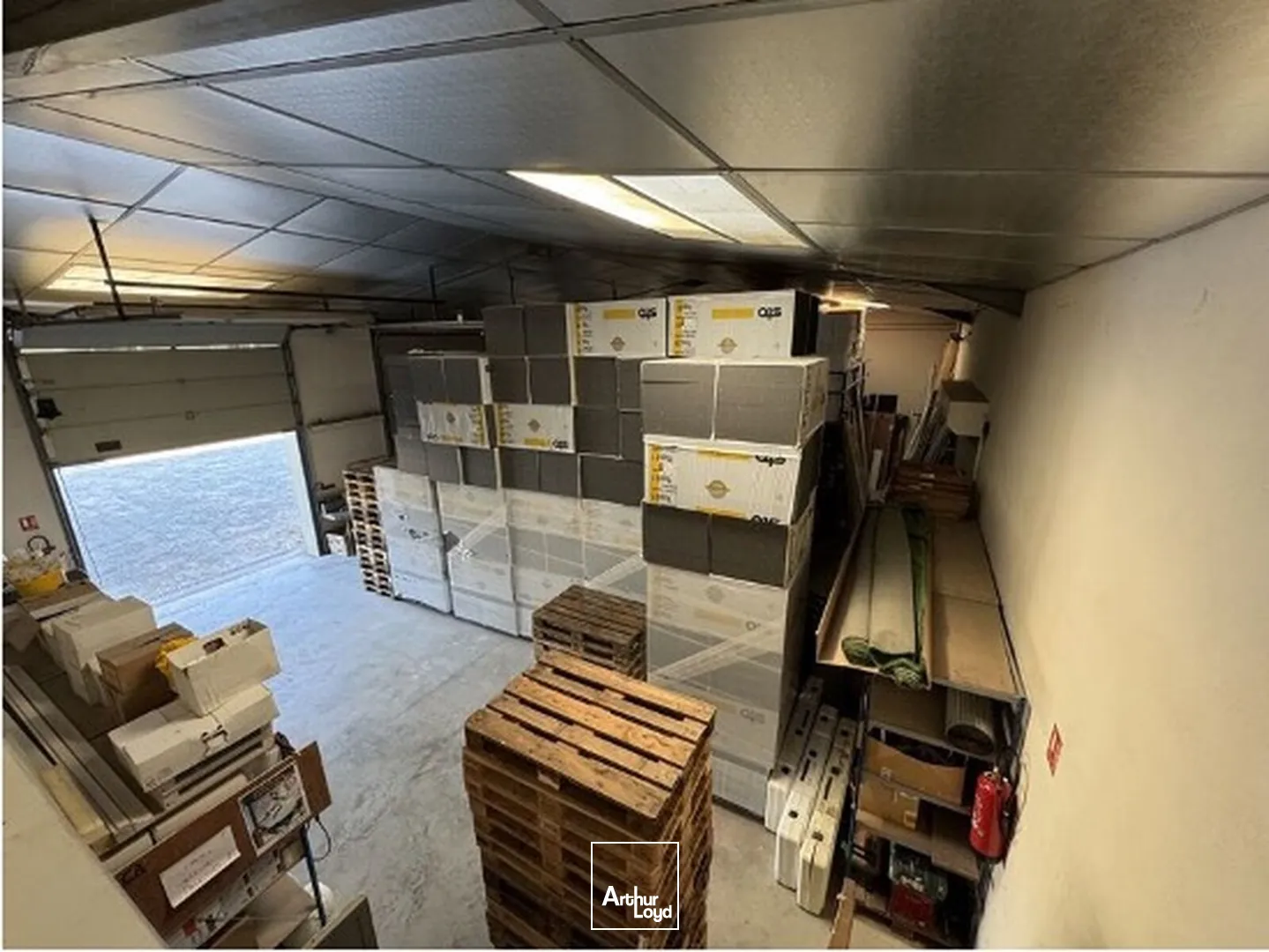 A vendre : Local d'activités de 439 m² sur la commune de Montbrison