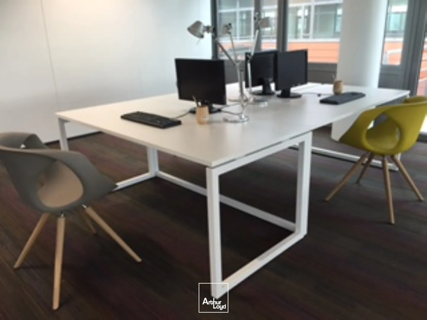 Bureaux neufs à louer à Gennevilliers - Nombreux parkings