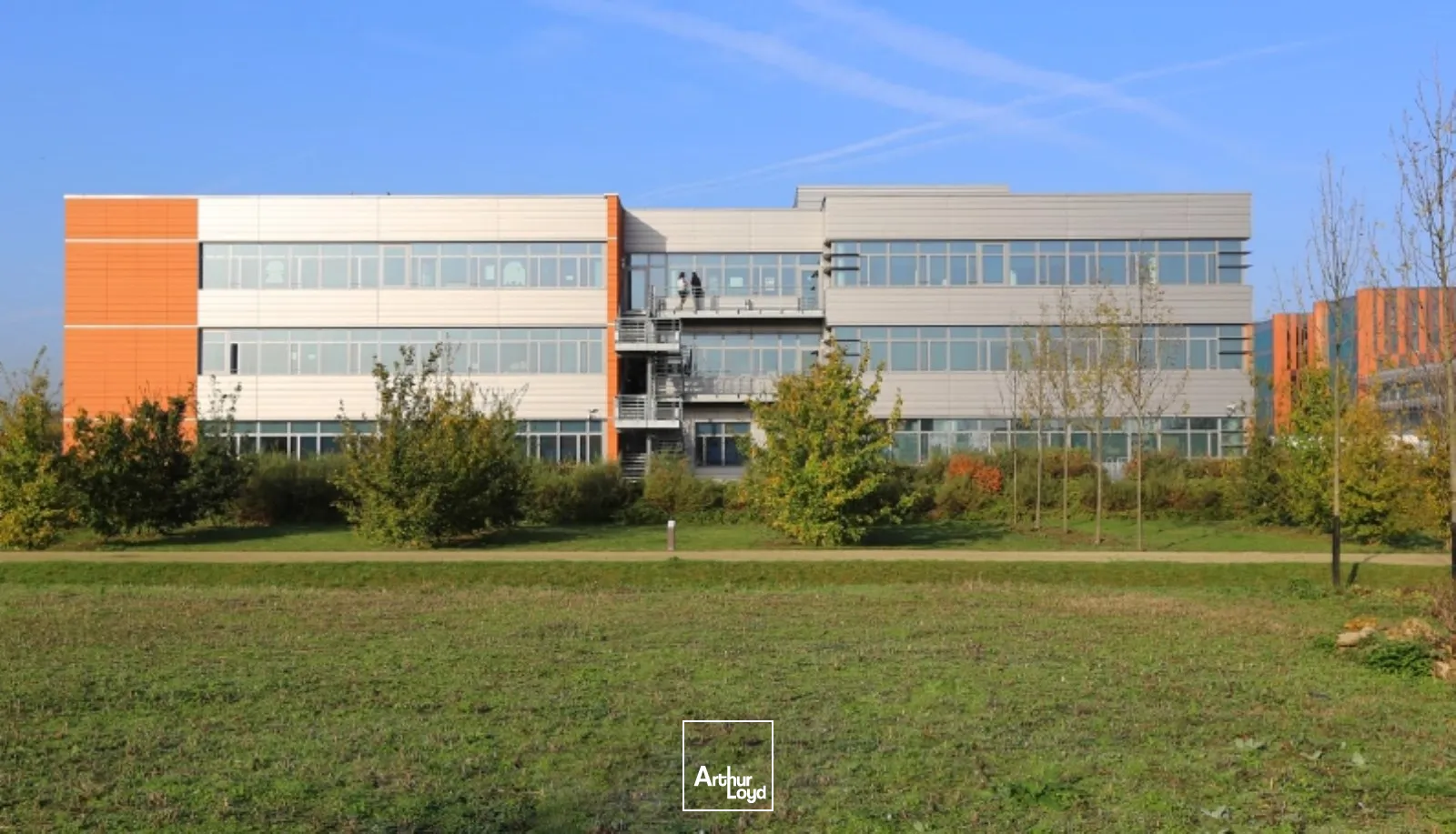 Bureaux neufs à louer à Gennevilliers - Nombreux parkings