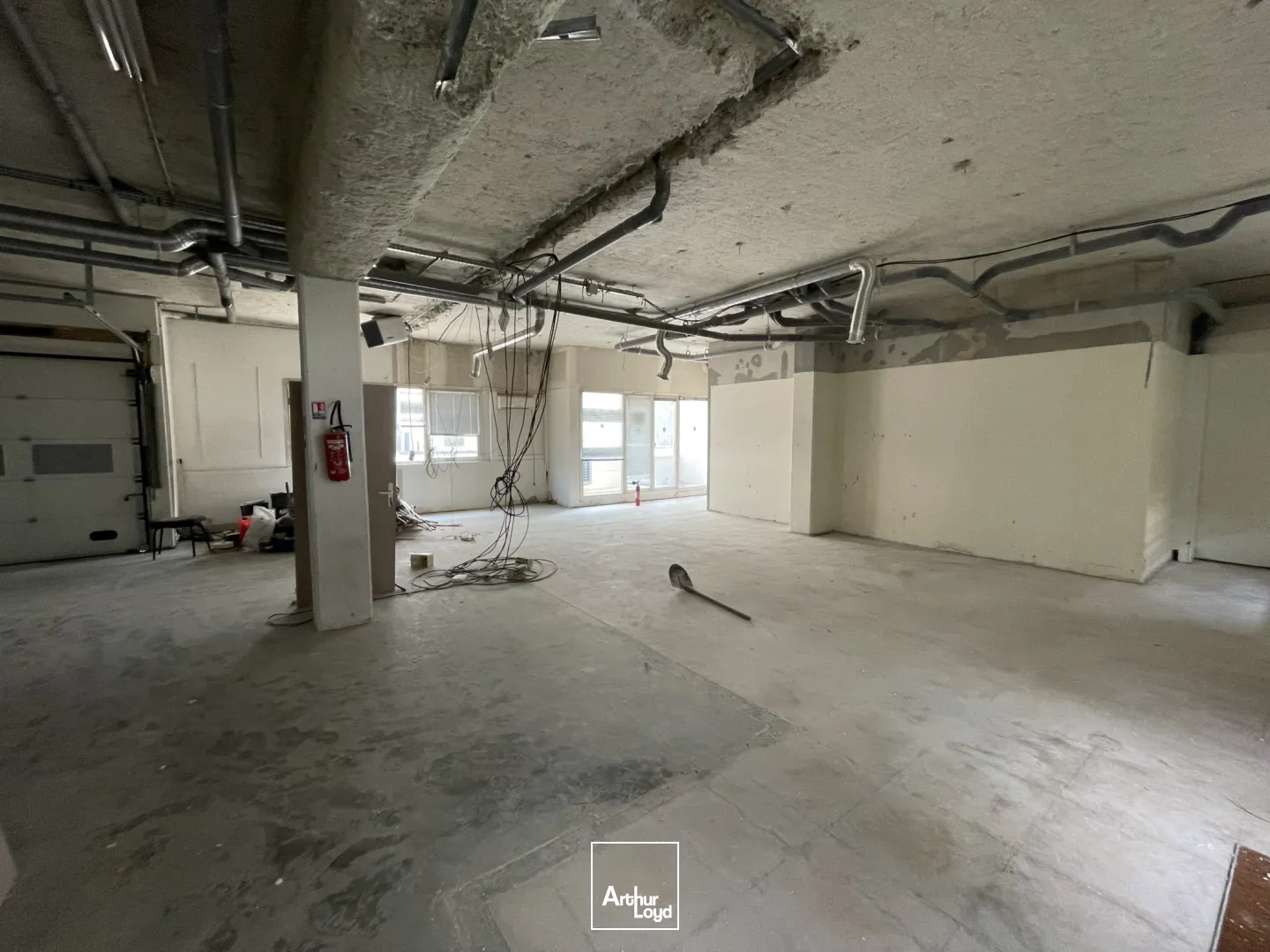 Espaces d'activité et de bureaux au coeur des Champs Philippe, à proximité de la gare de la Garenne Colombes