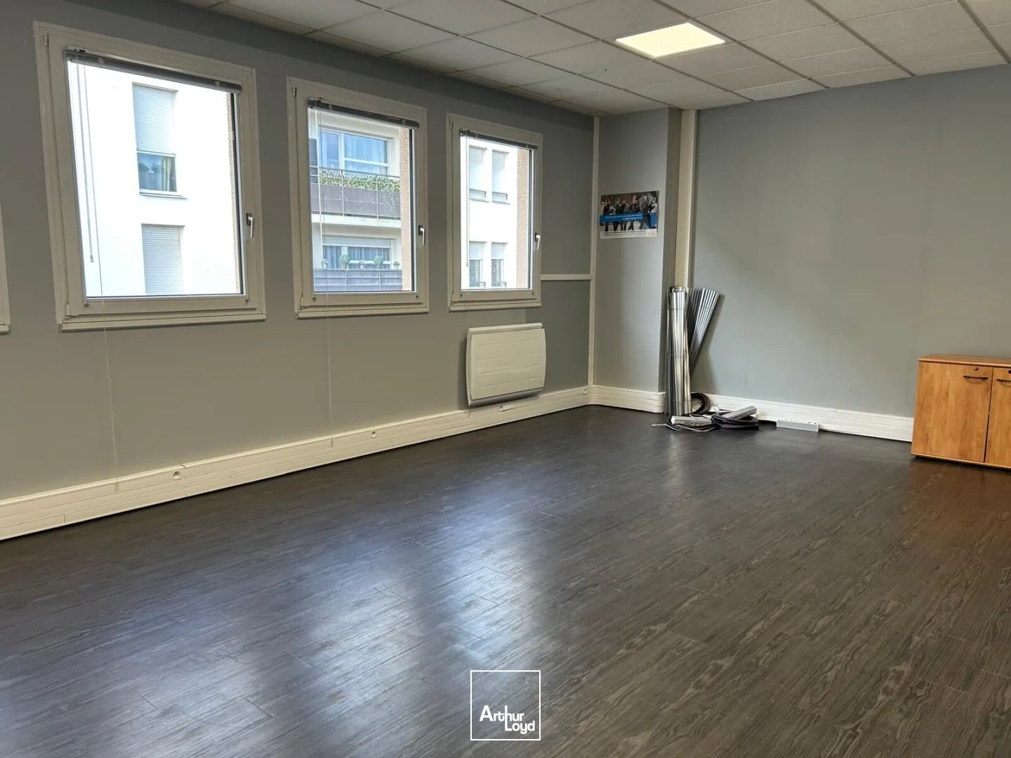 Opportunité d'acquisition de locaux d'activité, rapidement accessibles depuis Paris