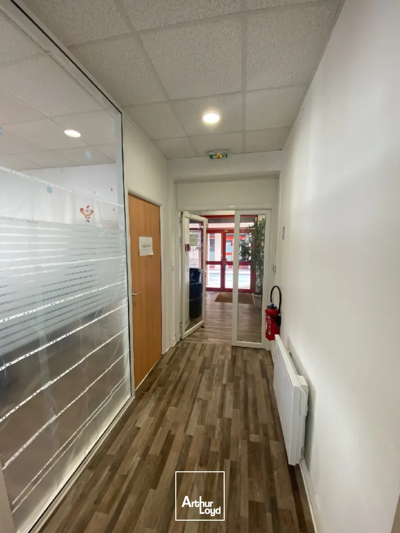 Opportunité d'acquisition de locaux d'activité, rapidement accessibles depuis Paris