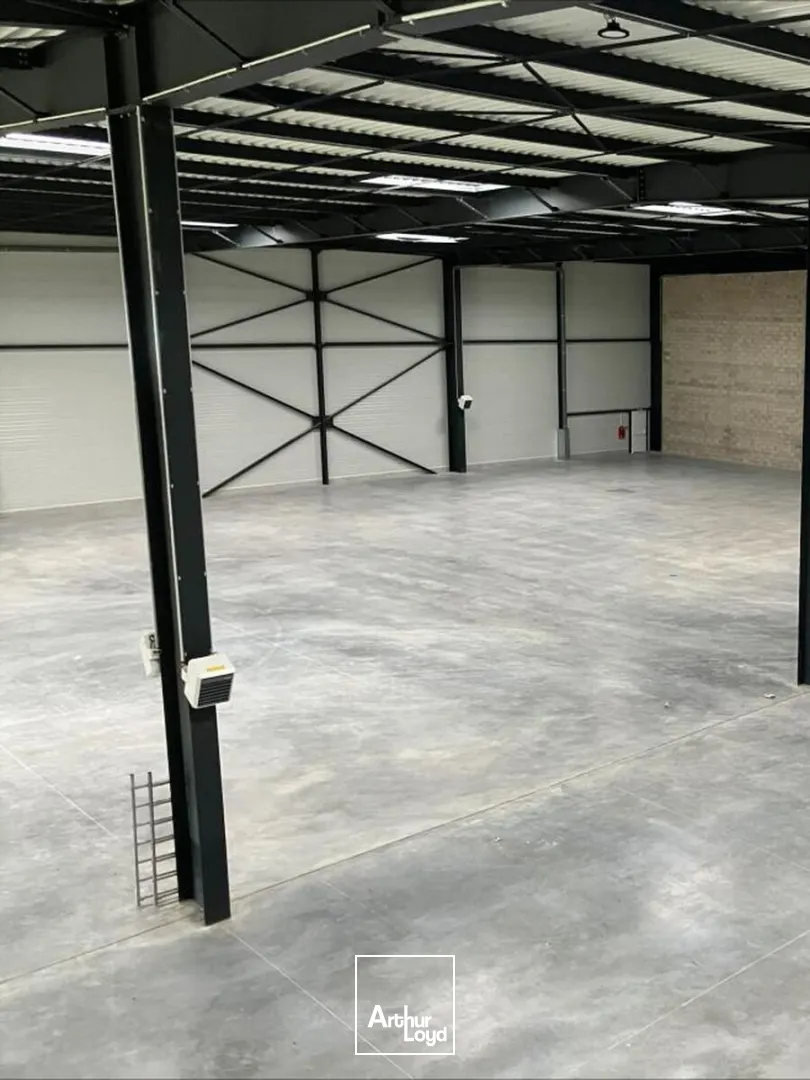 Locaux d'activité & Entrepôts - Location - PLAISIR - 78370 - 3079-6158 - 7582361