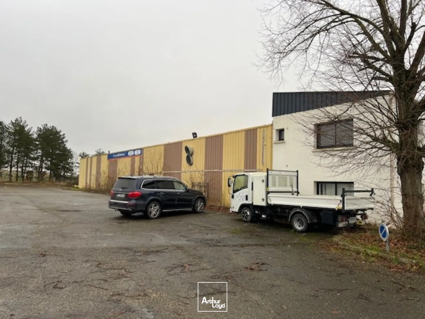 Locaux d'activité & Entrepôts - Vente - THIVERVAL GRIGNON - 78850 - 9374-9374 - 7582416