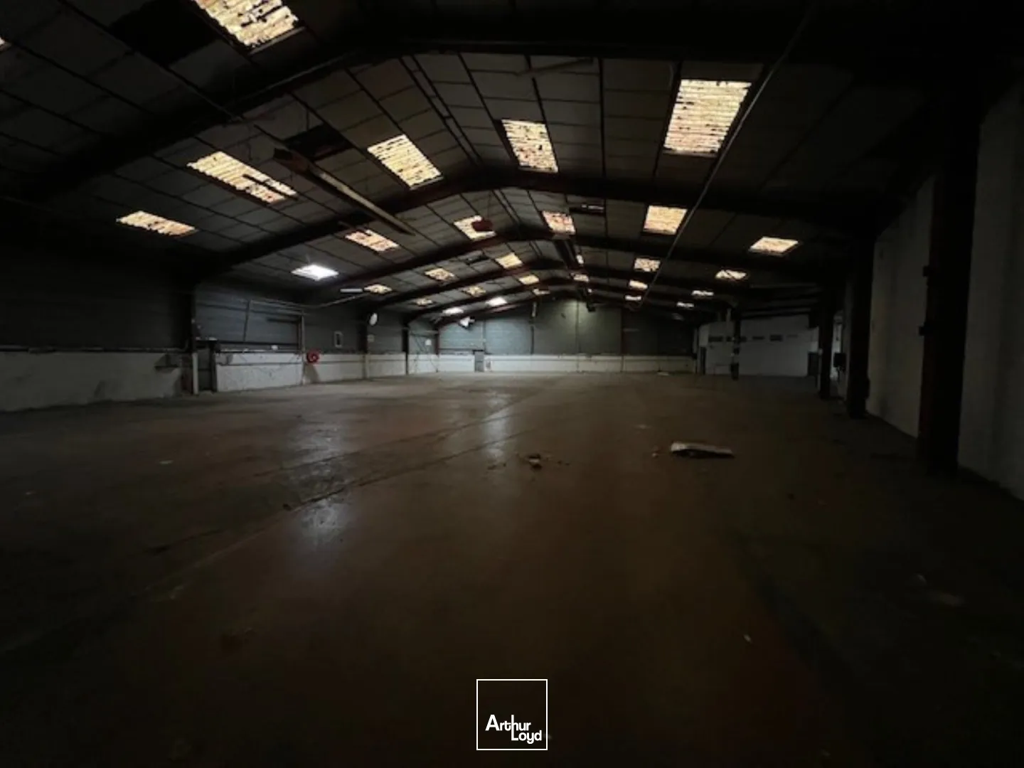 Locaux d'activité & Entrepôts - Vente - THIVERVAL GRIGNON - 78850 - 9374-9374 - 7582420