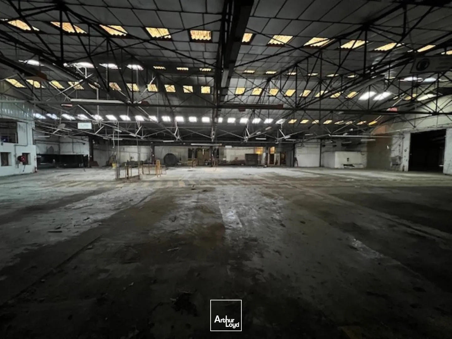 Locaux d'activité & Entrepôts - Vente - THIVERVAL GRIGNON - 78850 - 9374-9374 - 7582422