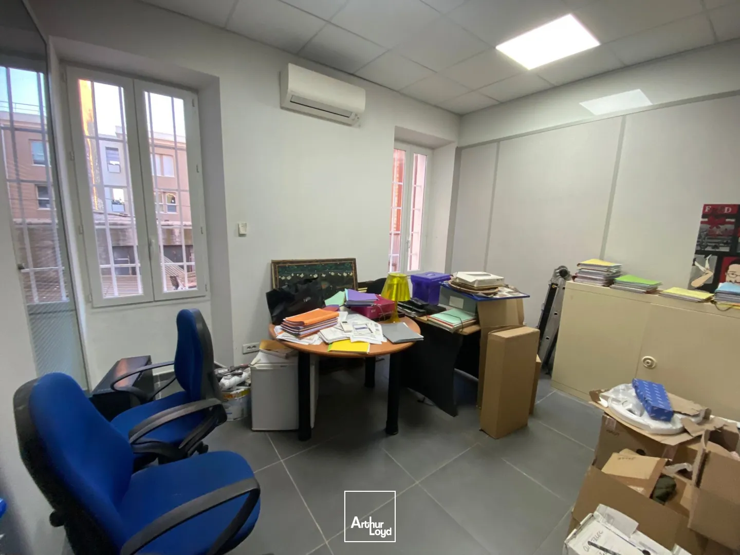 Locaux d'activité & Entrepôts - Vente - MARSEILLE - 13015 - 204.25-204.25 - 7582457