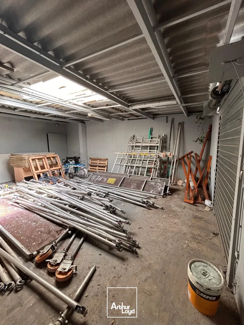 Locaux d'activité & Entrepôts - Vente - MARSEILLE - 13015 - 0-694.97 - 7582464