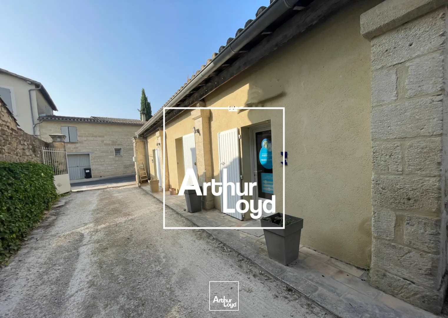 Bureaux - Location - GALLARGUES LE MONTUEUX - 30660 - 60-60 - 7583129