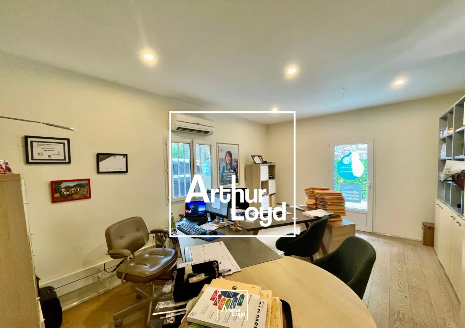 Bureaux - Location - GALLARGUES LE MONTUEUX - 30660 - 60-60 - 7583133