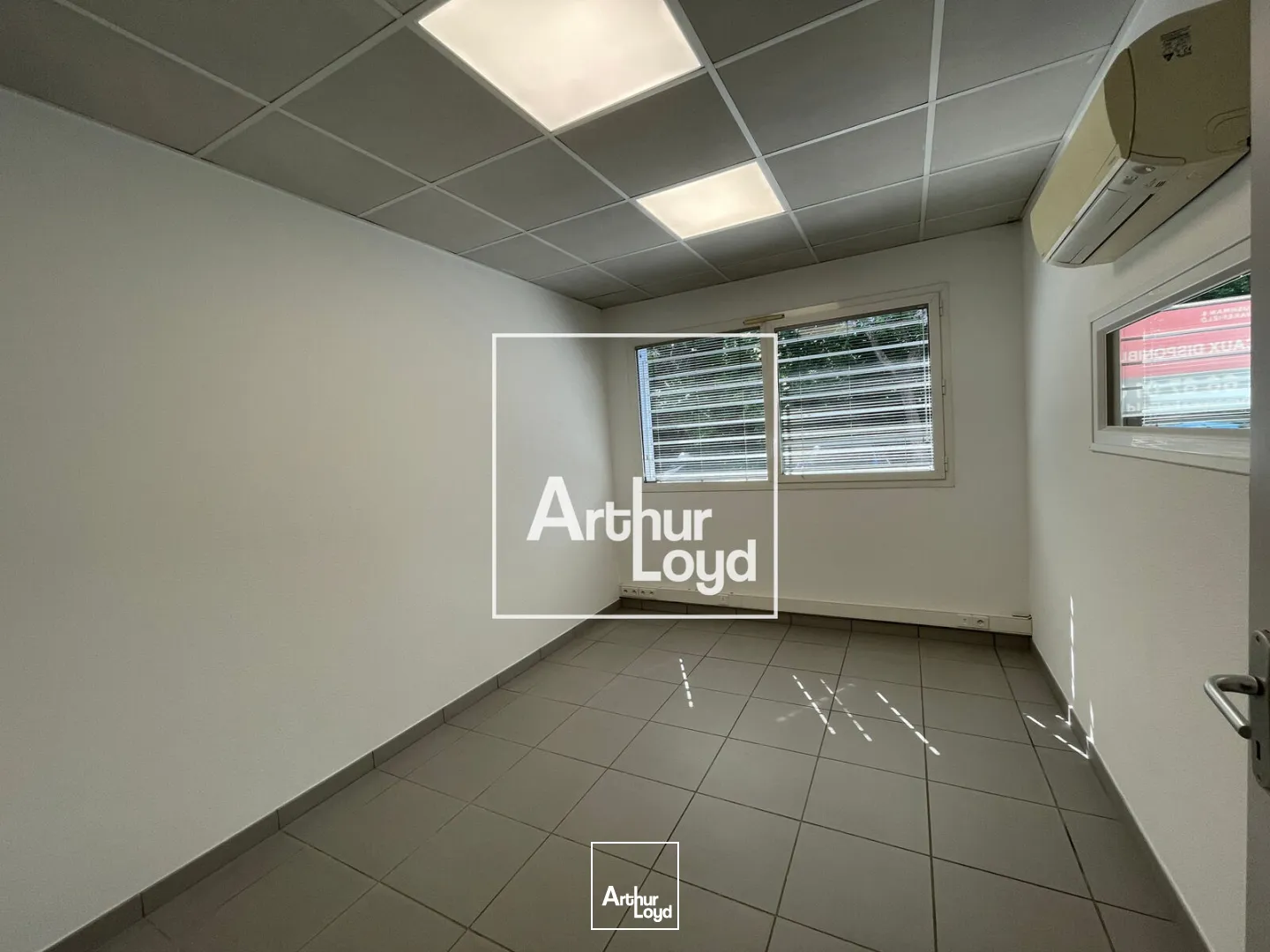 À LOUER - BUREAUX 57 m² - NÎMES KM DELTA - NIMES OUEST