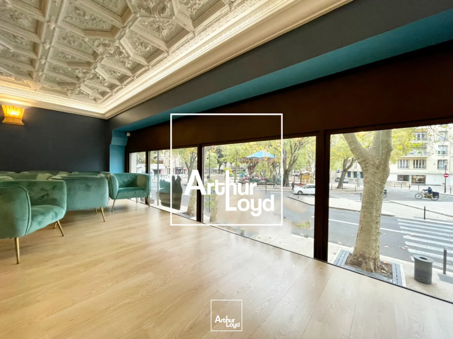 Emplacement n°1 - Très belle visibilité - Local commercial - Nîmes Centre-Ville / Proche Arènes