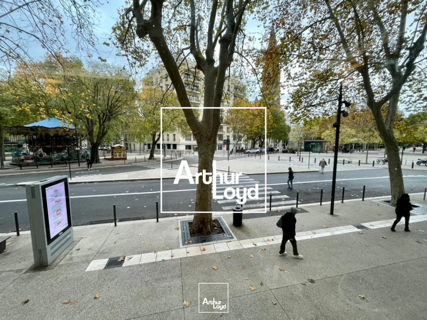 Emplacement n°1 - Très belle visibilité - Local commercial - Nîmes Centre-Ville / Proche Arènes