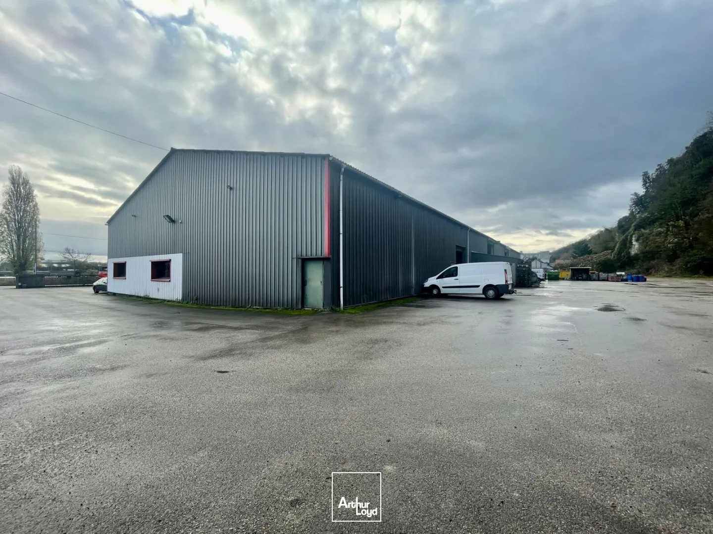 Locaux d'activité à vendre à CANTELEU 76380