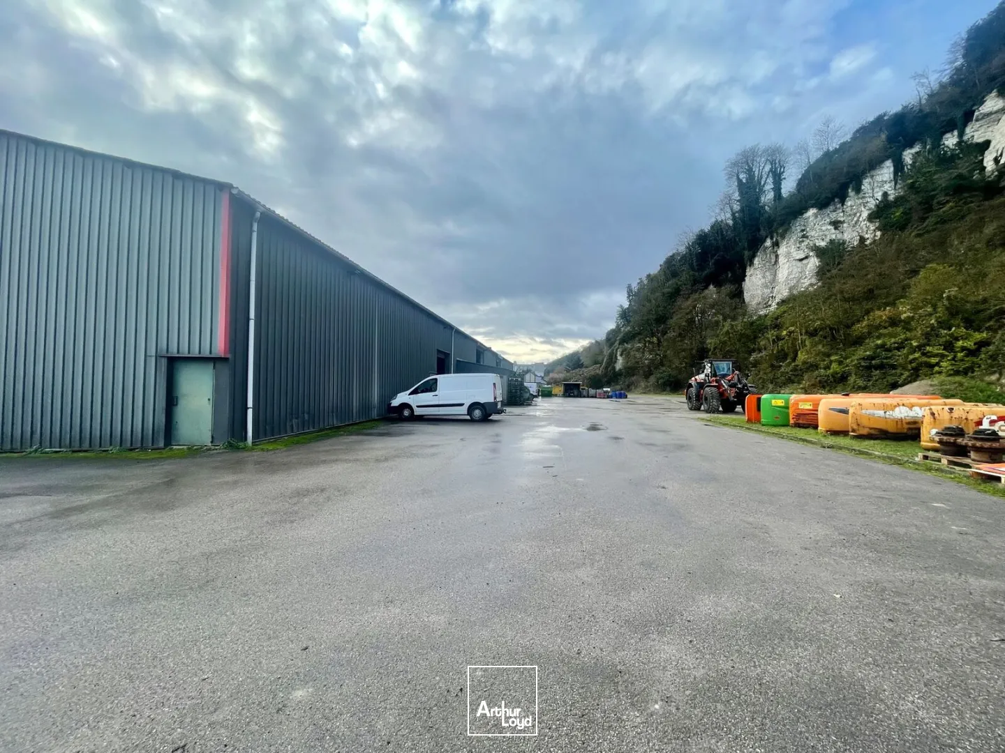 Locaux d'activité à vendre à CANTELEU 76380