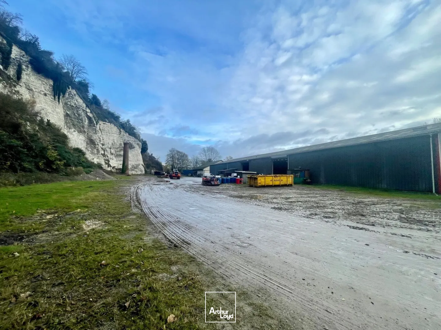 Locaux d'activité à vendre à CANTELEU 76380