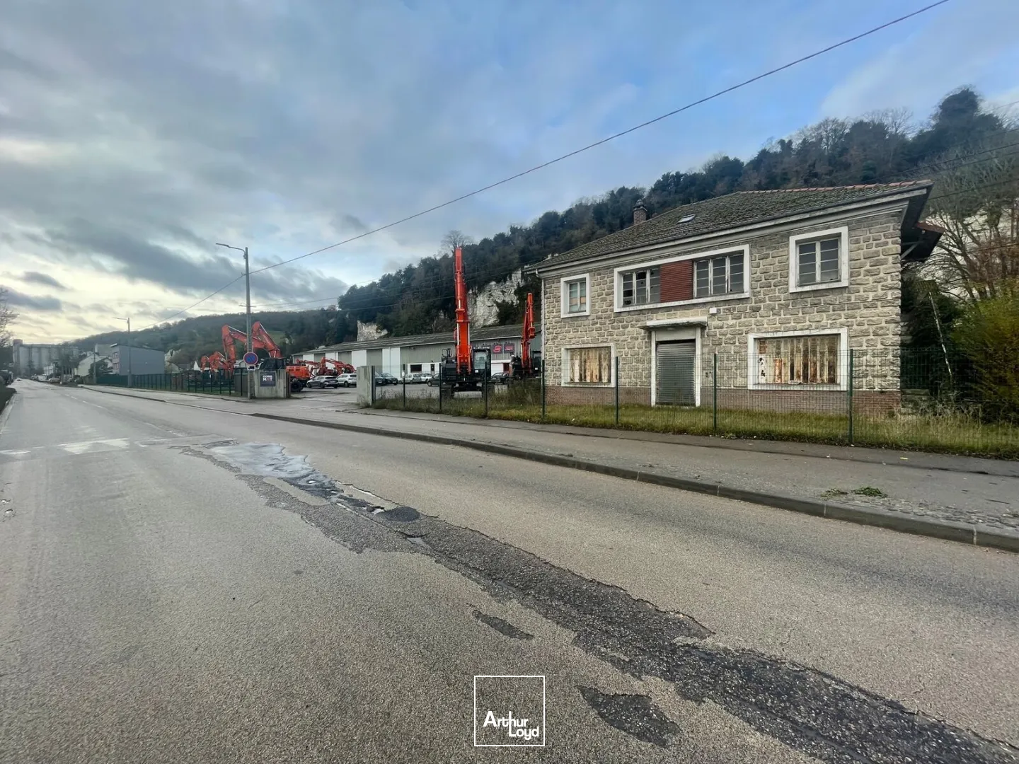 Locaux d'activité à vendre à CANTELEU 76380