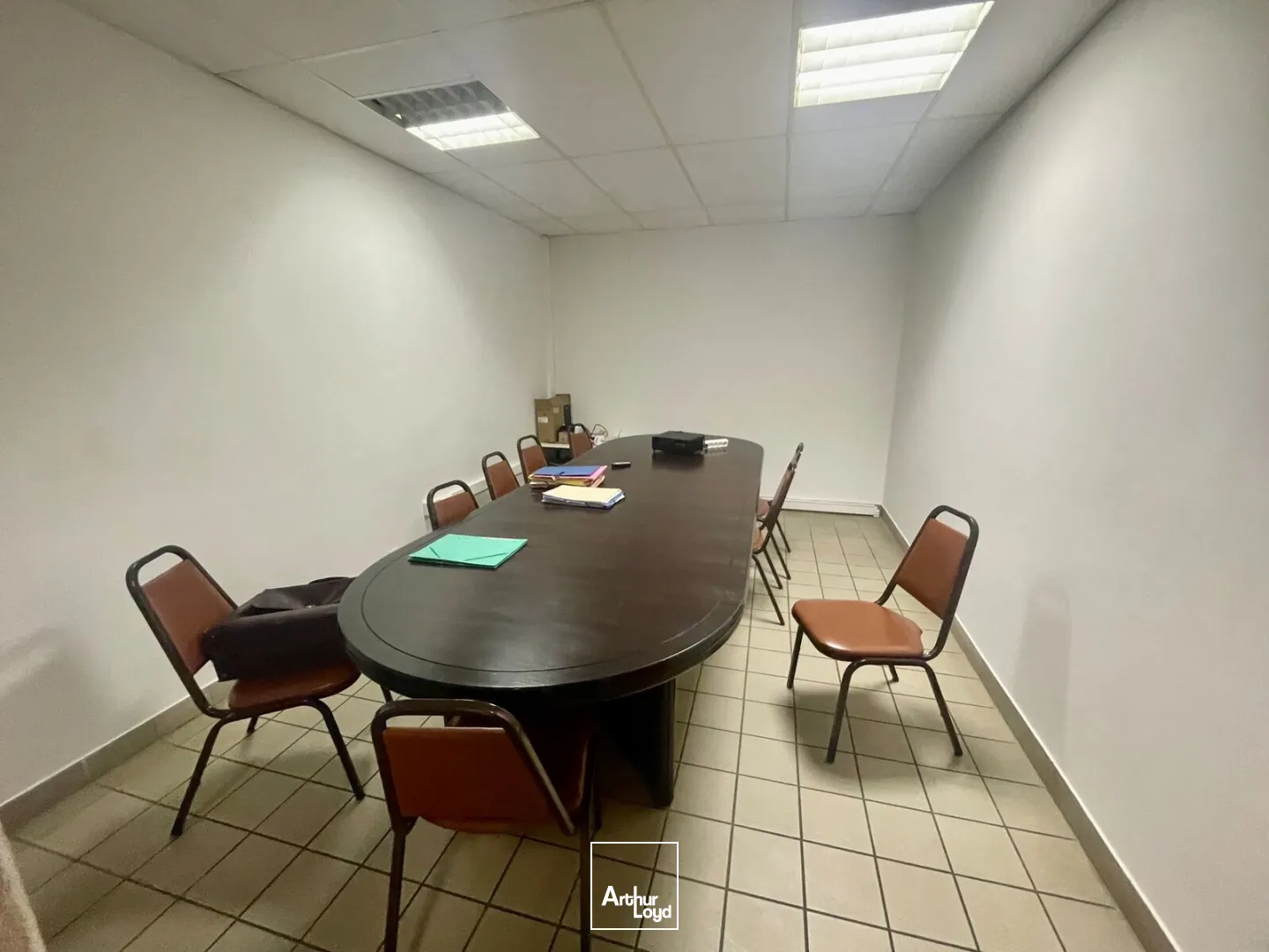 Locaux d'activité à vendre à CANTELEU 76380