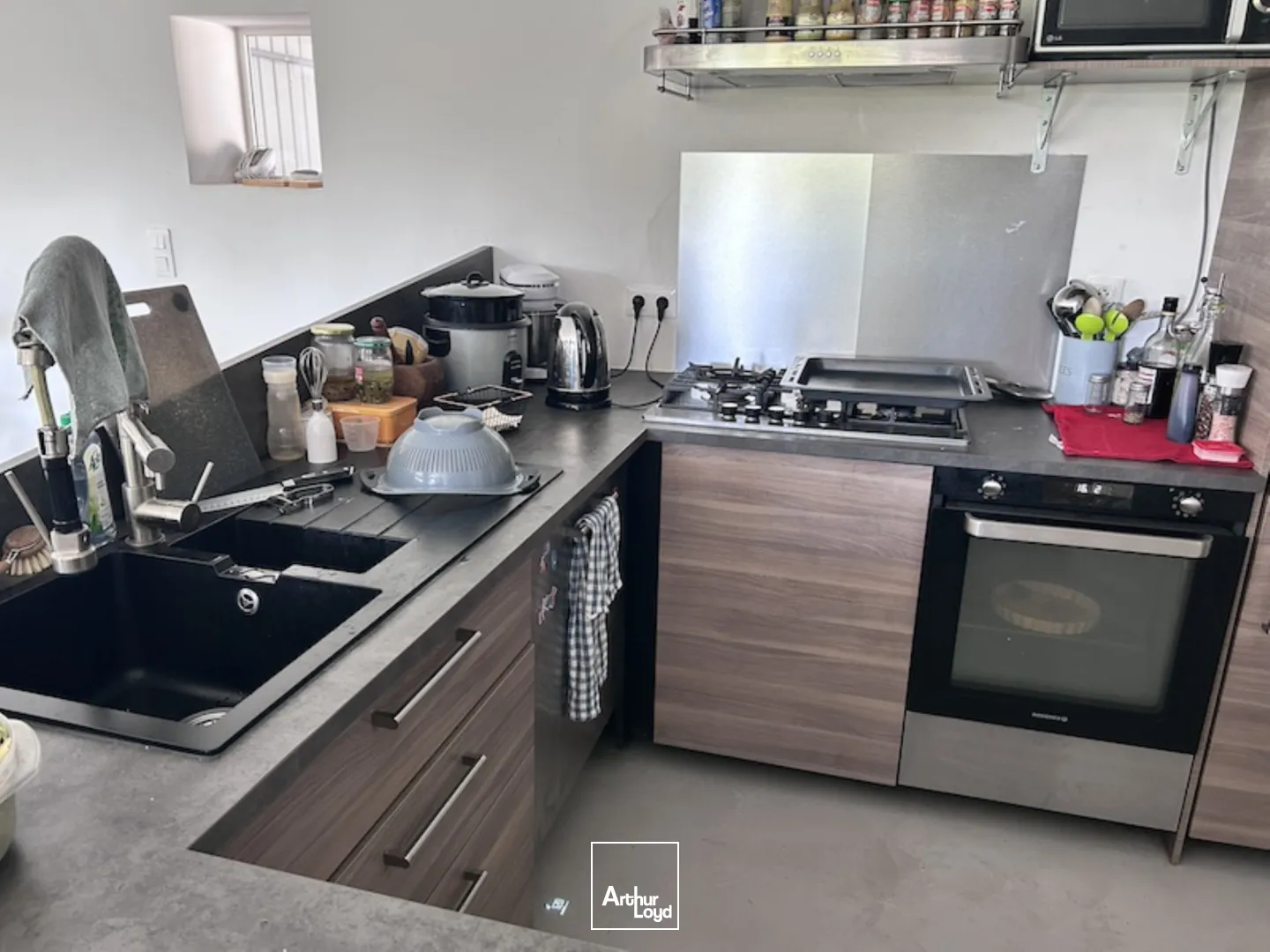 CHATILLON SUR CHALARONNE - VENTE INVESTISSEUR - BATIMENT RECENT