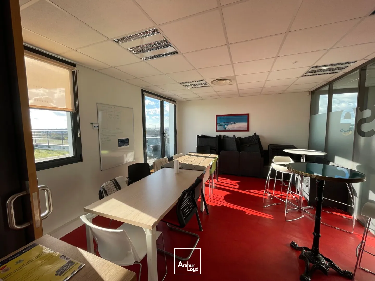 BUREAUX À VENDRE AVEC ROOFTOP-480 M²-SAINT HERBLAIN