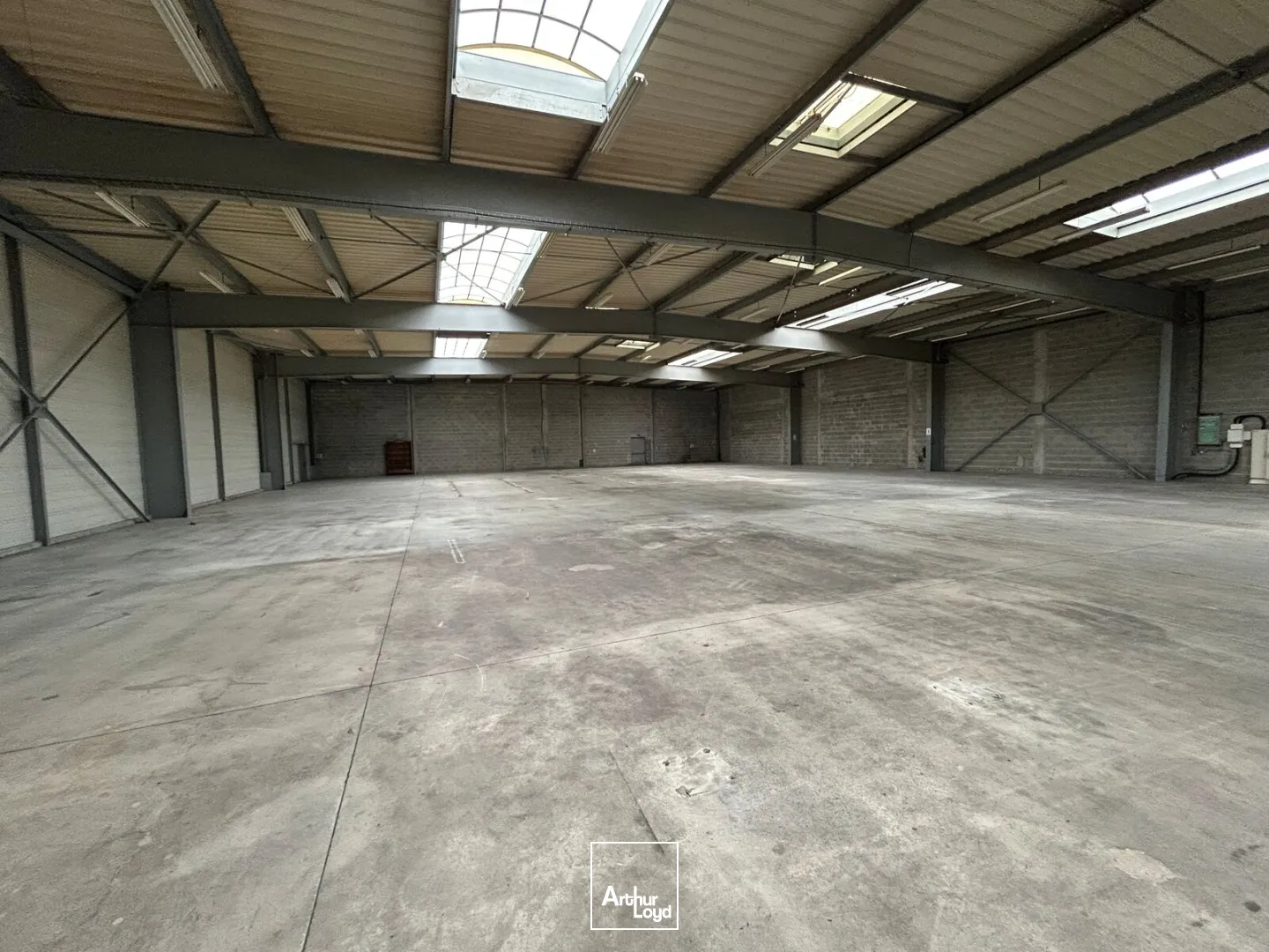 Bâtiment à louer aux Sorinières