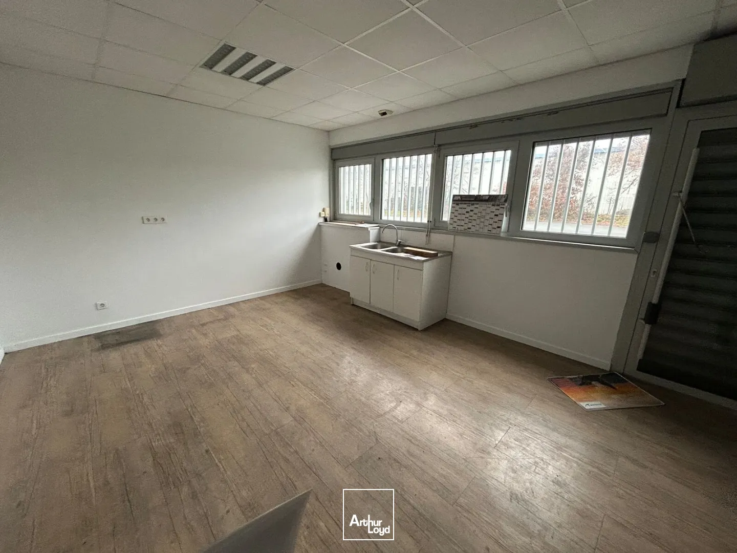 Bâtiment à louer aux Sorinières