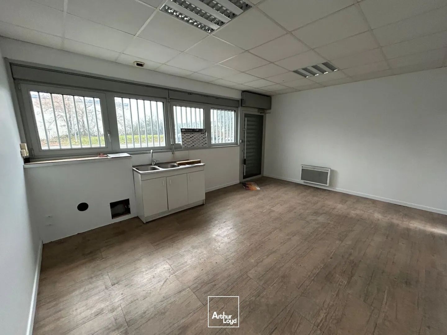 Bâtiment à louer aux Sorinières