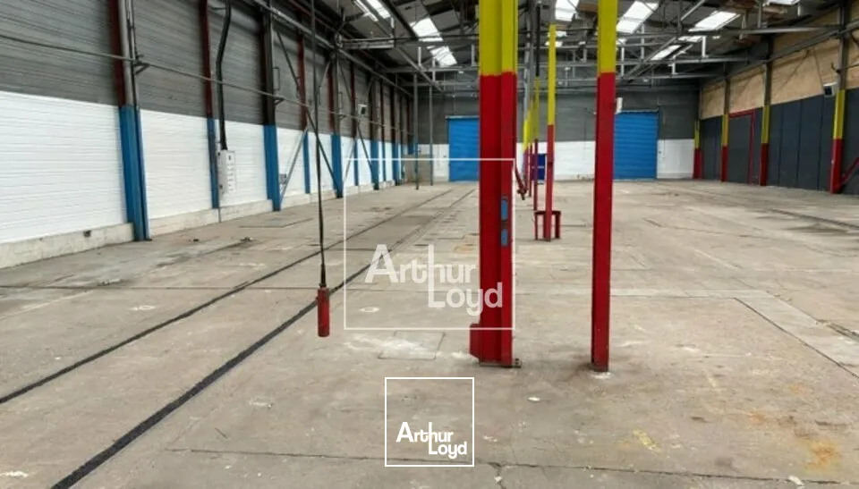 CORBEIL ESSONNES ENTREPOT A LOUER