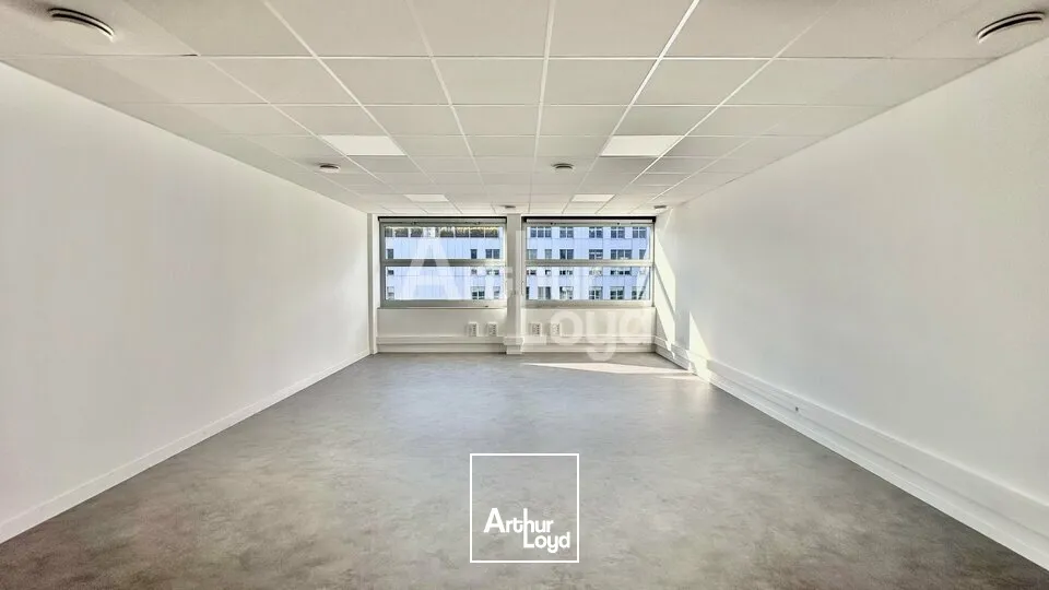 A LOUER - BUREAUX DE 46m2 - TECHNOLAC